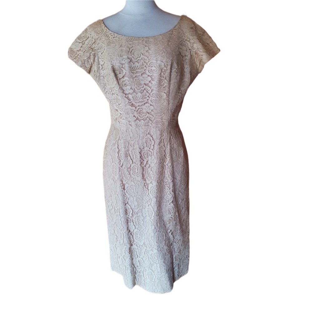 1950s Floral Overlay Lace Wiggle Dress